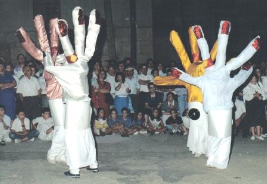 MANOS